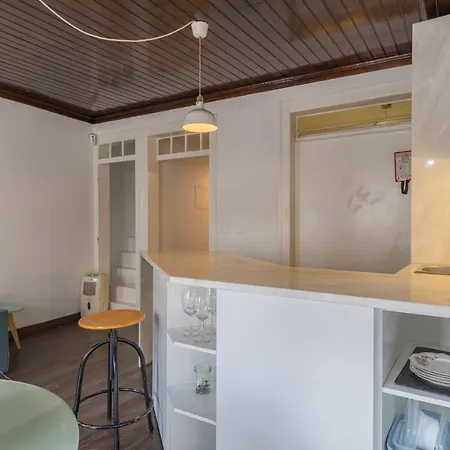 Traditional Alfama By Lovelystay