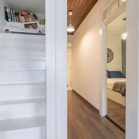 Traditional Alfama By Lovelystay